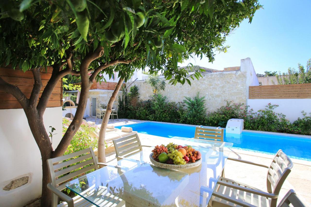 Villa Oasis Kamilári Kültér fotó