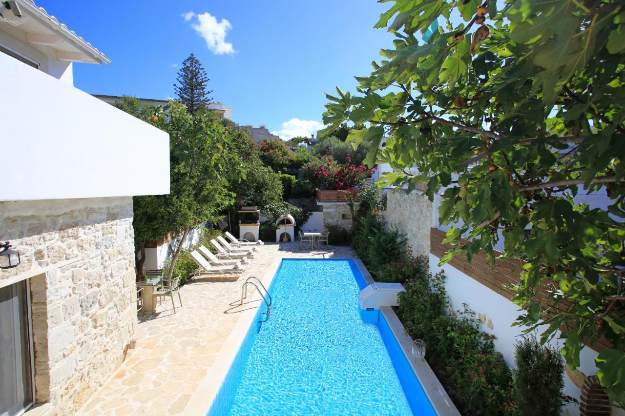 Villa Oasis Kamilári Kültér fotó