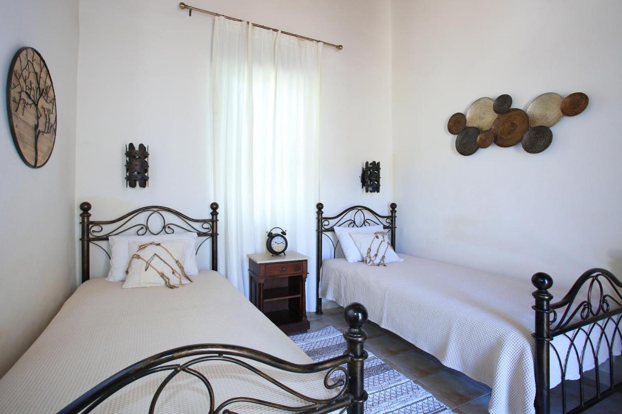 Villa Oasis Kamilári Kültér fotó