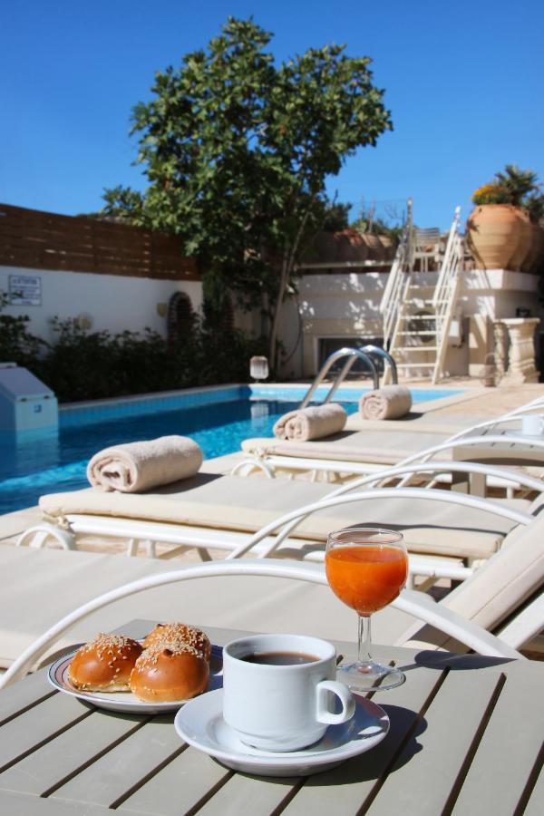 Villa Oasis Kamilári Kültér fotó