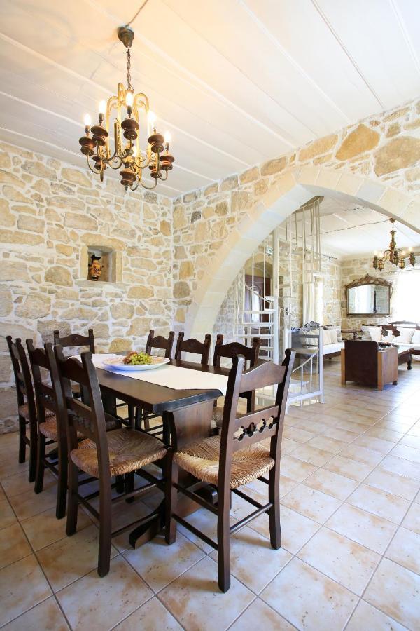 Villa Oasis Kamilári Kültér fotó