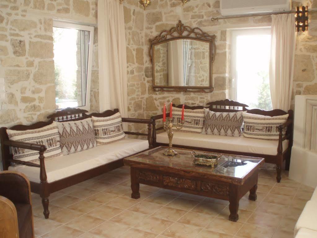 Villa Oasis Kamilári Kültér fotó